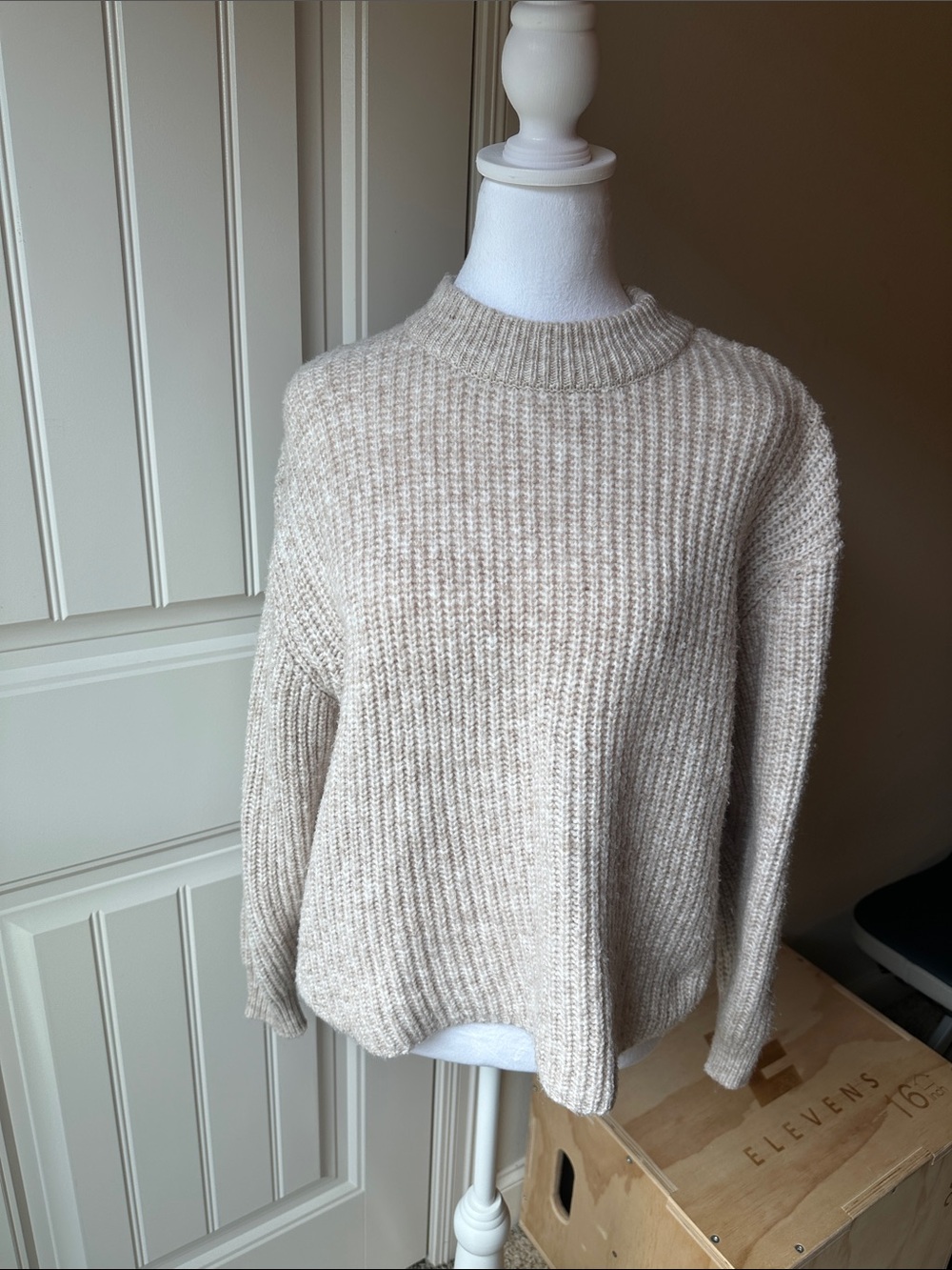ASOS Cream / Oatmeal Oversized Knit Sweater Size Small - Worn Once